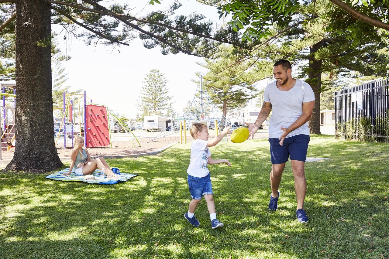 فندق Nrma Stockton Beach Holiday Park المظهر الخارجي الصورة